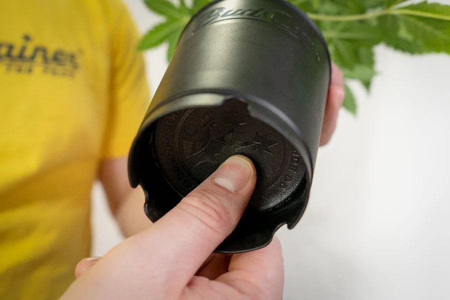 BudCups™: Self-Draining, Easy-Transplanting Gardening Containers